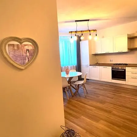 Maison Bon Ton Апартаменты Villafranca d'Asti